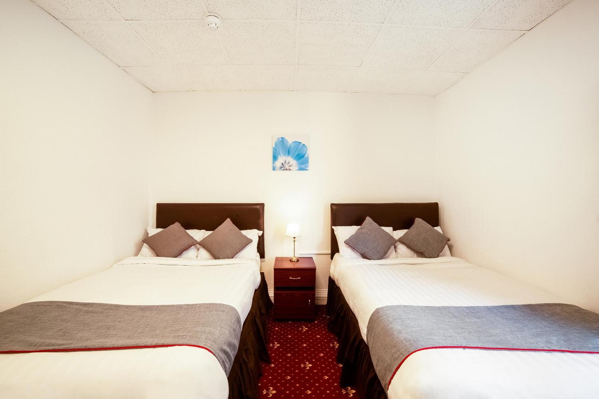 Oyo The Golden Cheval Hotel Blackpool