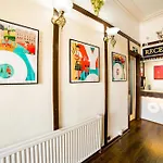 Oyo The Golden Cheval Hotel