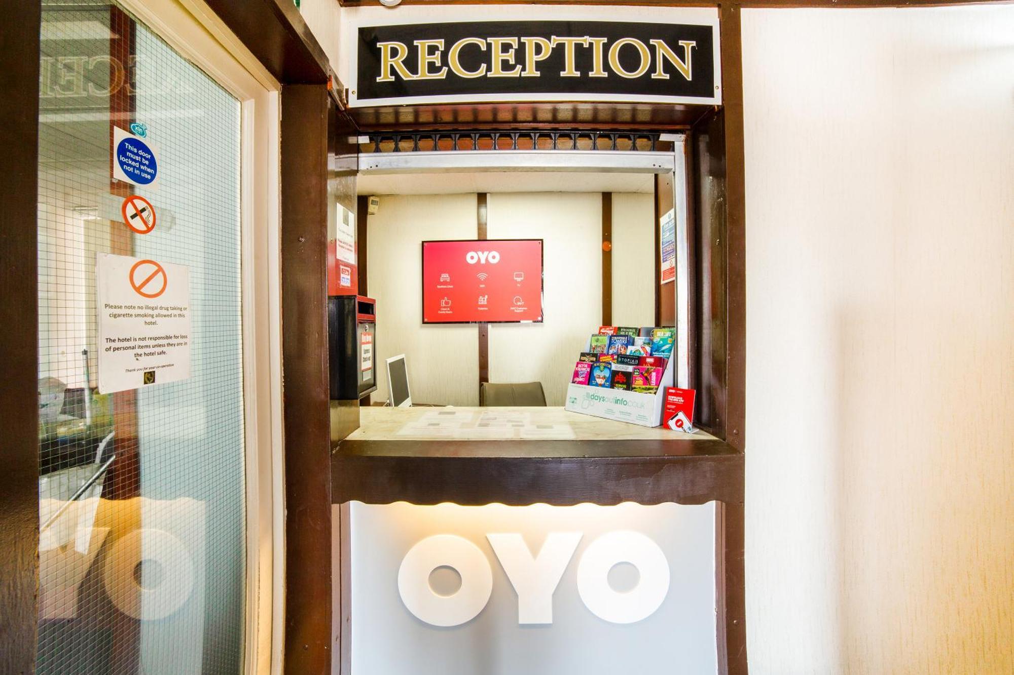 Oyo The Golden Cheval Blackpool