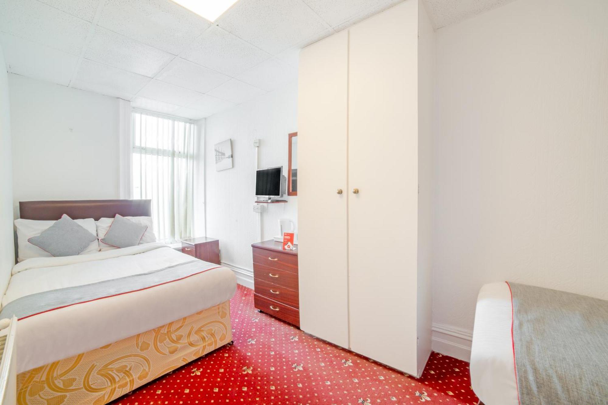 Hotel Oyo The Golden Cheval Blackpool