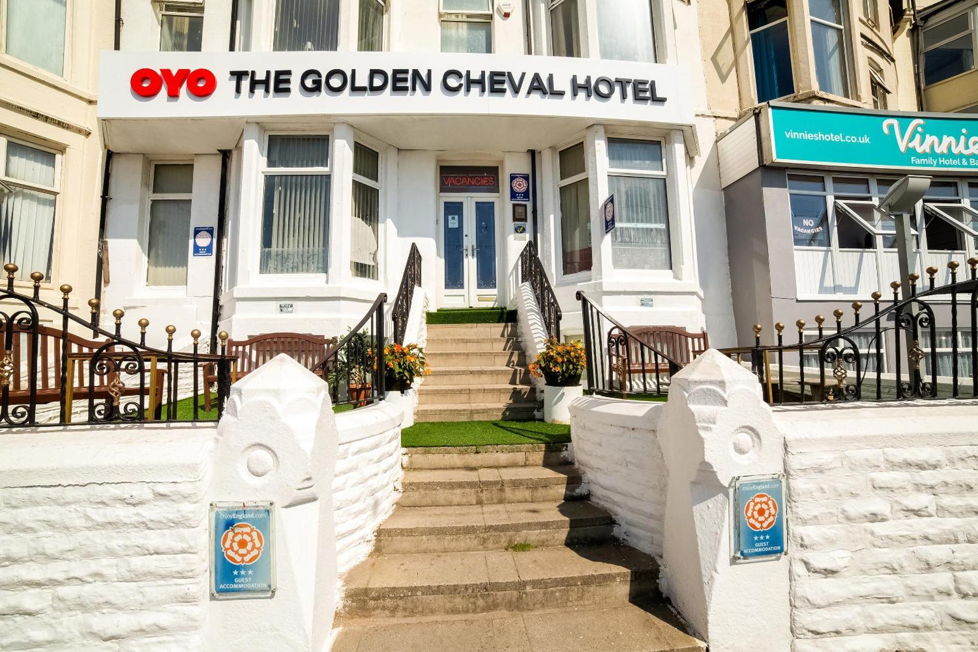 Oyo The Golden Cheval 3*