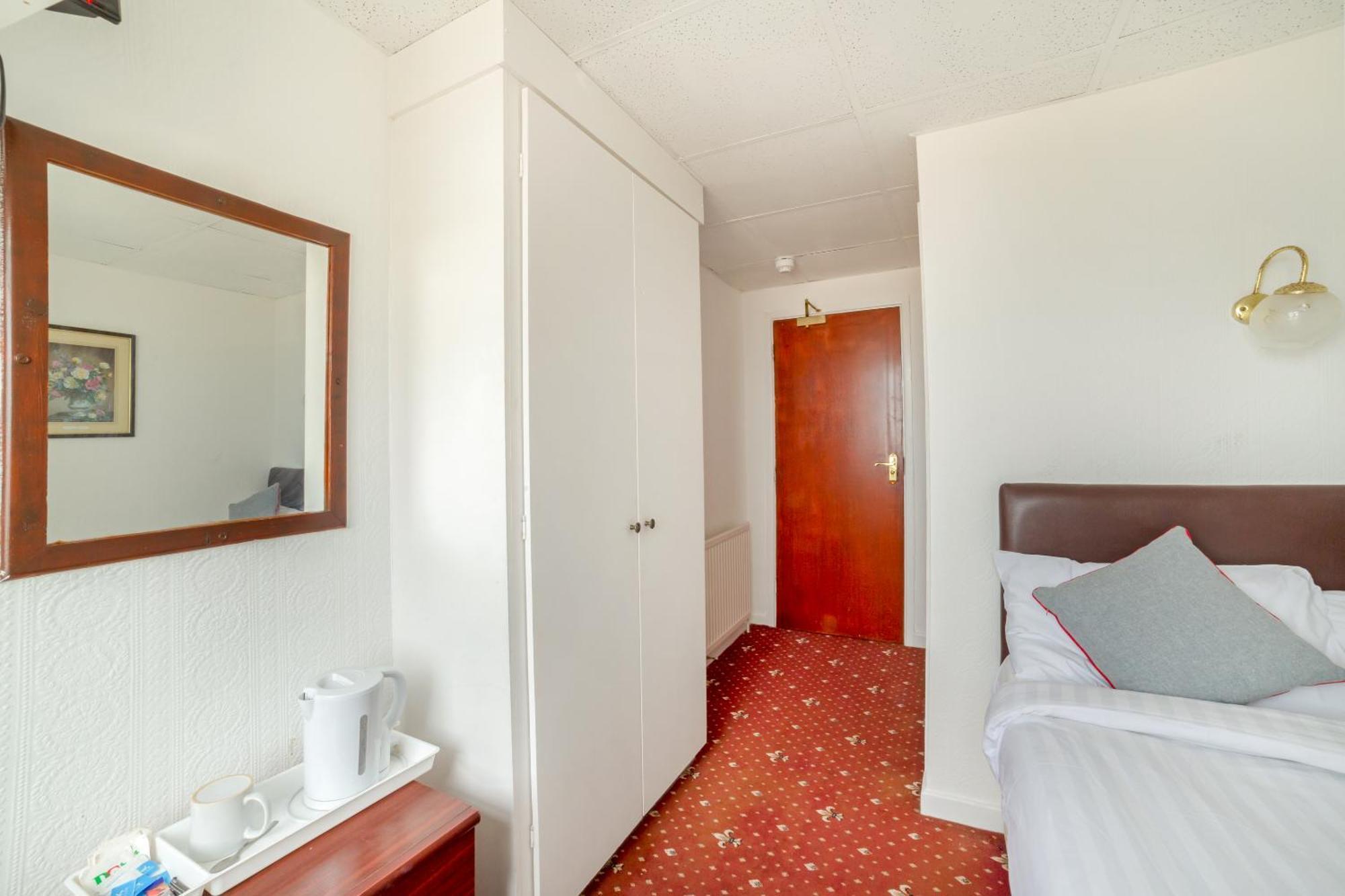 Hotel Oyo The Golden Cheval Blackpool