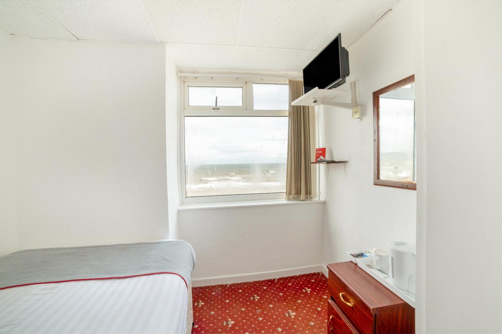 Hotel Oyo The Golden Cheval 3*