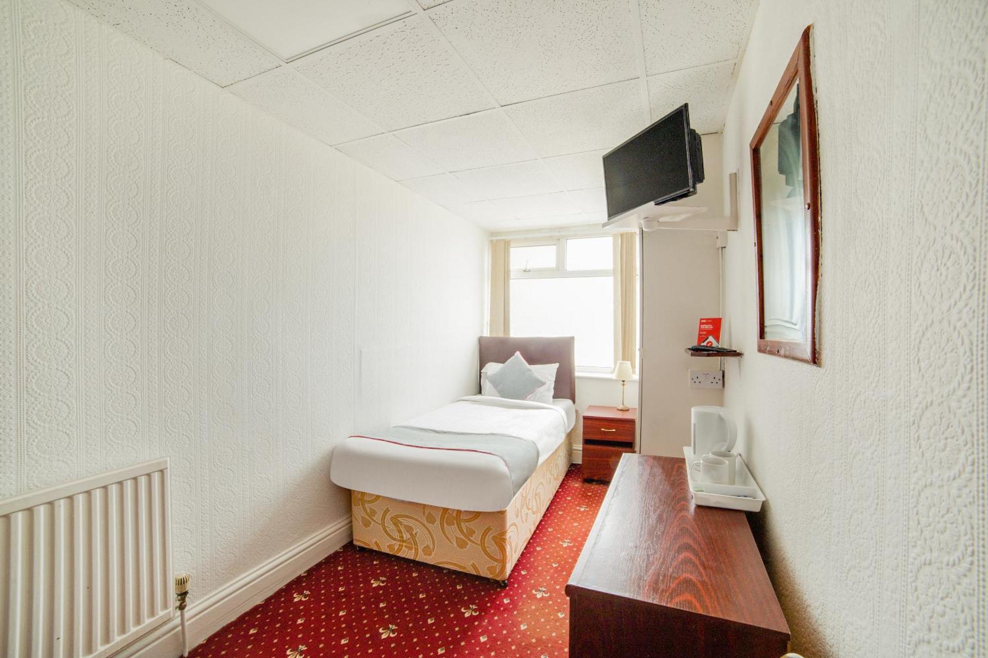 Hotel Oyo The Golden Cheval Blackpool